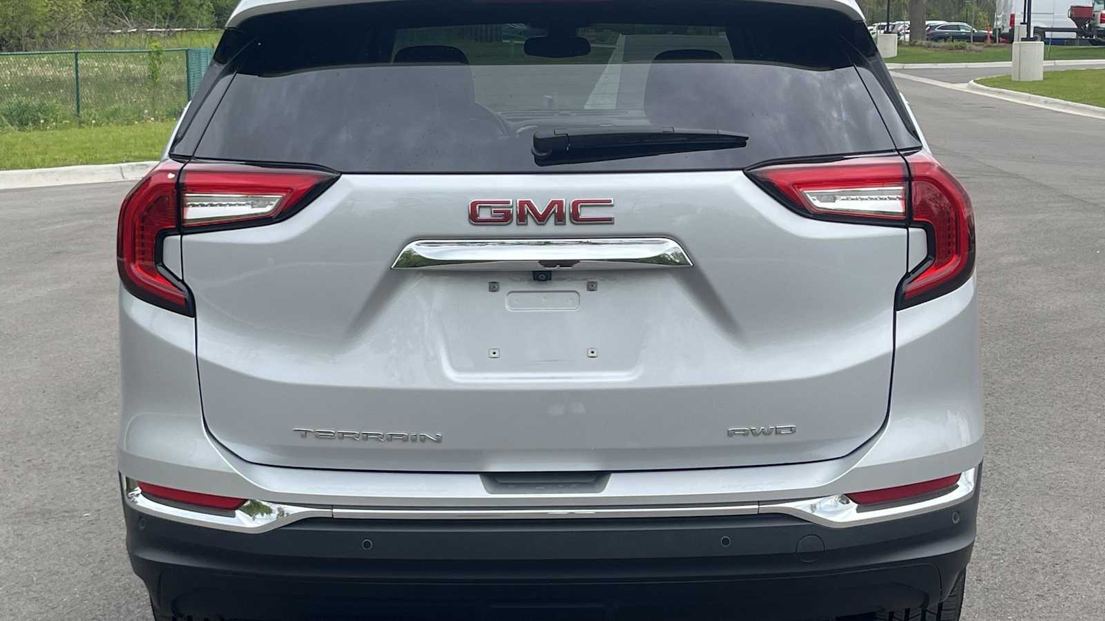 Thumbnail: 2022 GMC Terrain - 17