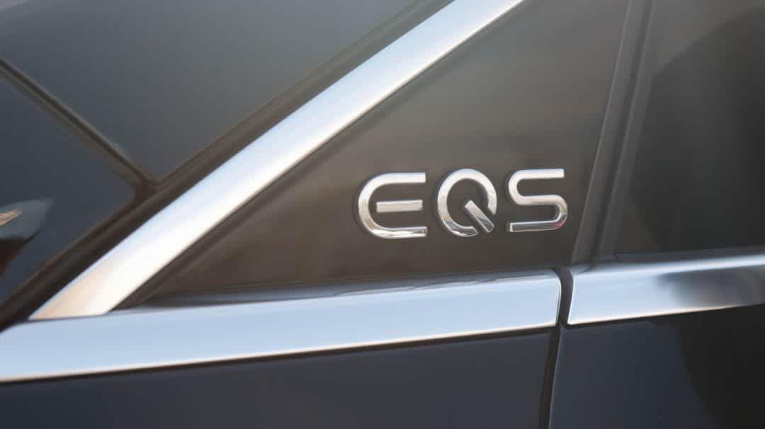 Thumbnail: 2023 Mercedes-Benz EQS - 9