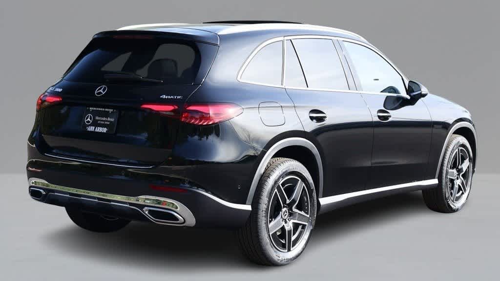 Thumbnail: 2026 Mercedes-Benz GLC - 5
