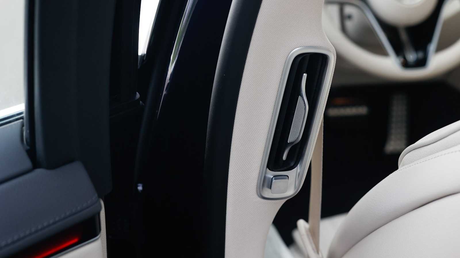 Thumbnail: 2023 Mercedes-Benz S-Class - 38