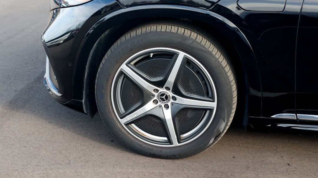 Thumbnail: 2023 Mercedes-Benz EQS - 13