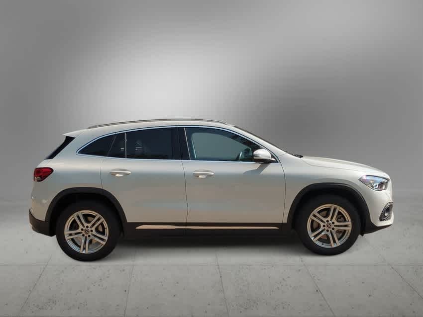 2023 Mercedes-Benz GLA 250 4MATIC 9