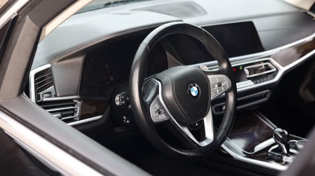 Thumbnail: 2020 BMW X7 - 29