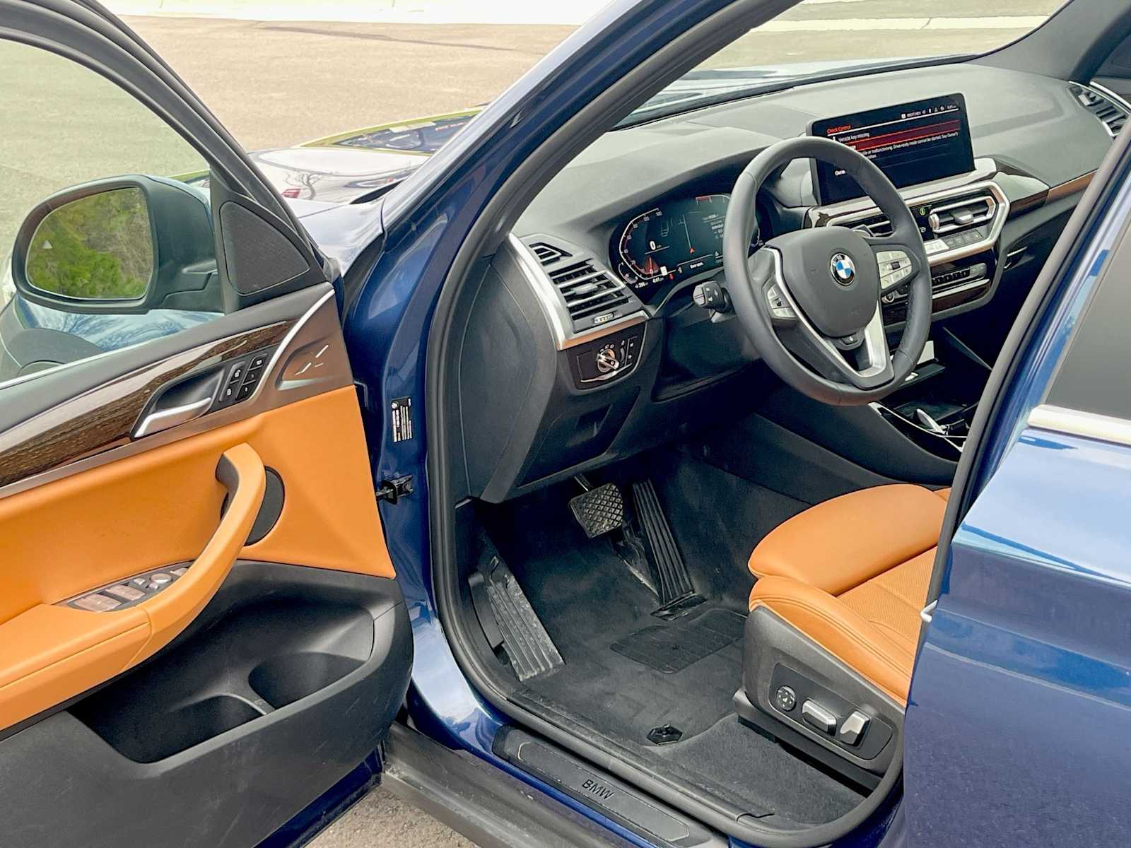 Thumbnail: 2023 BMW X3 - 16