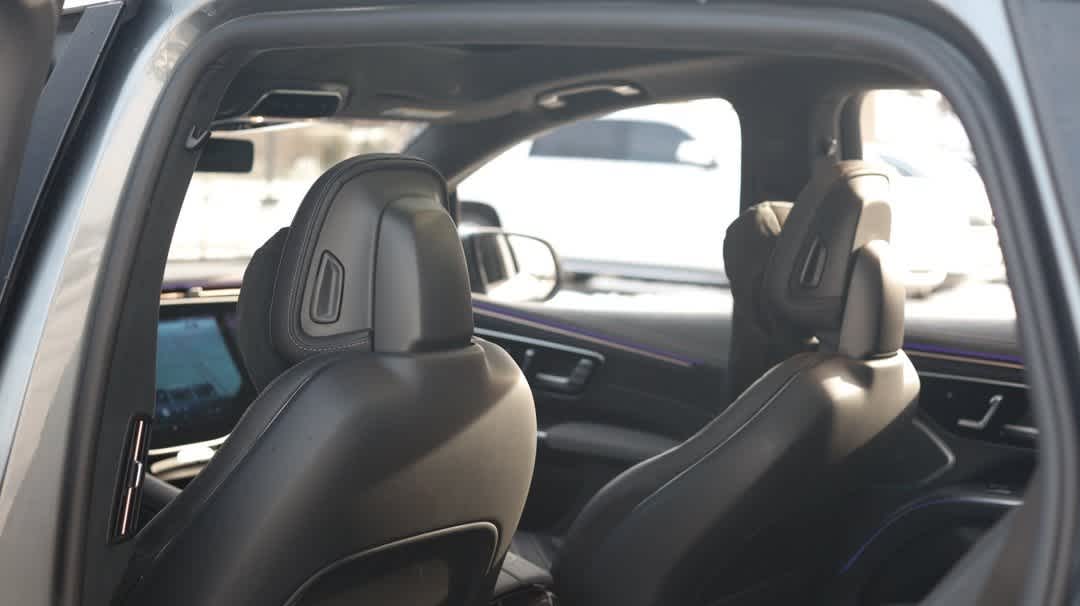 Thumbnail: 2023 Mercedes-Benz EQS - 26