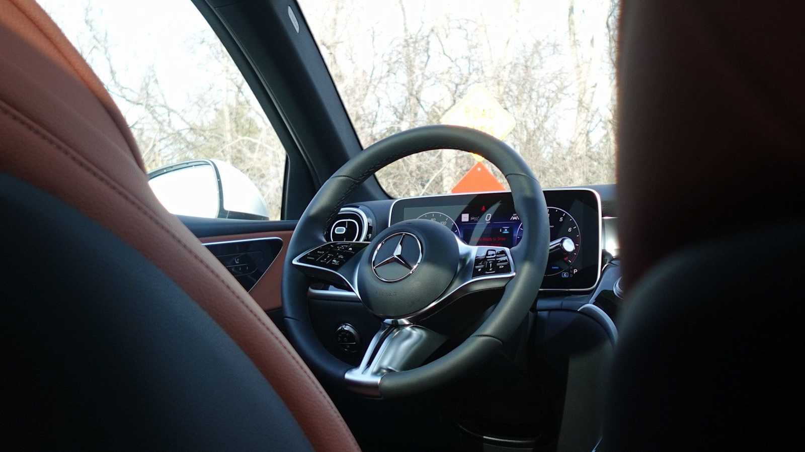 Thumbnail: 2026 Mercedes-Benz GLC - 44