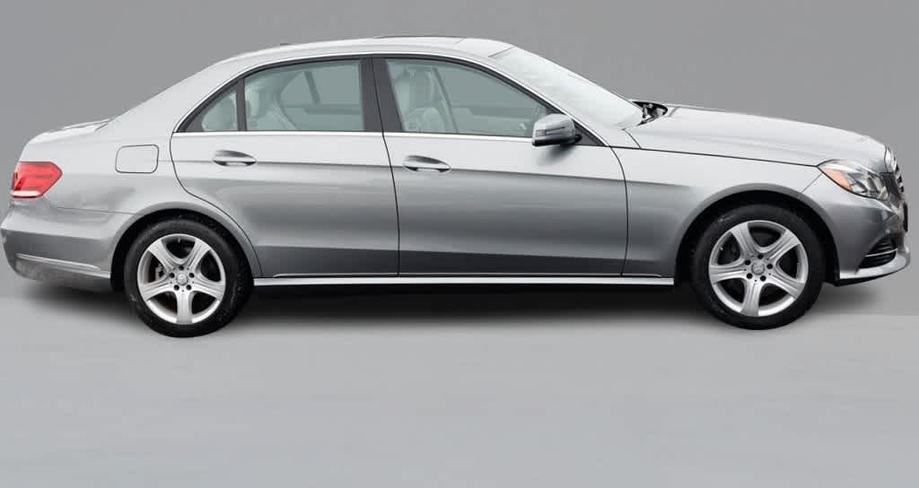 Thumbnail: 2014 Mercedes-Benz E-Class - 4