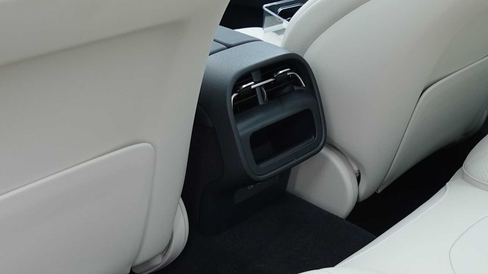 Thumbnail: 2026 Mercedes-Benz E-Class - 41