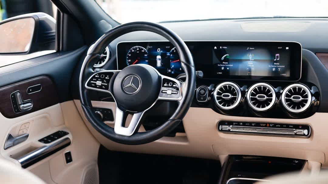 Thumbnail: 2021 Mercedes-Benz GLA - 23