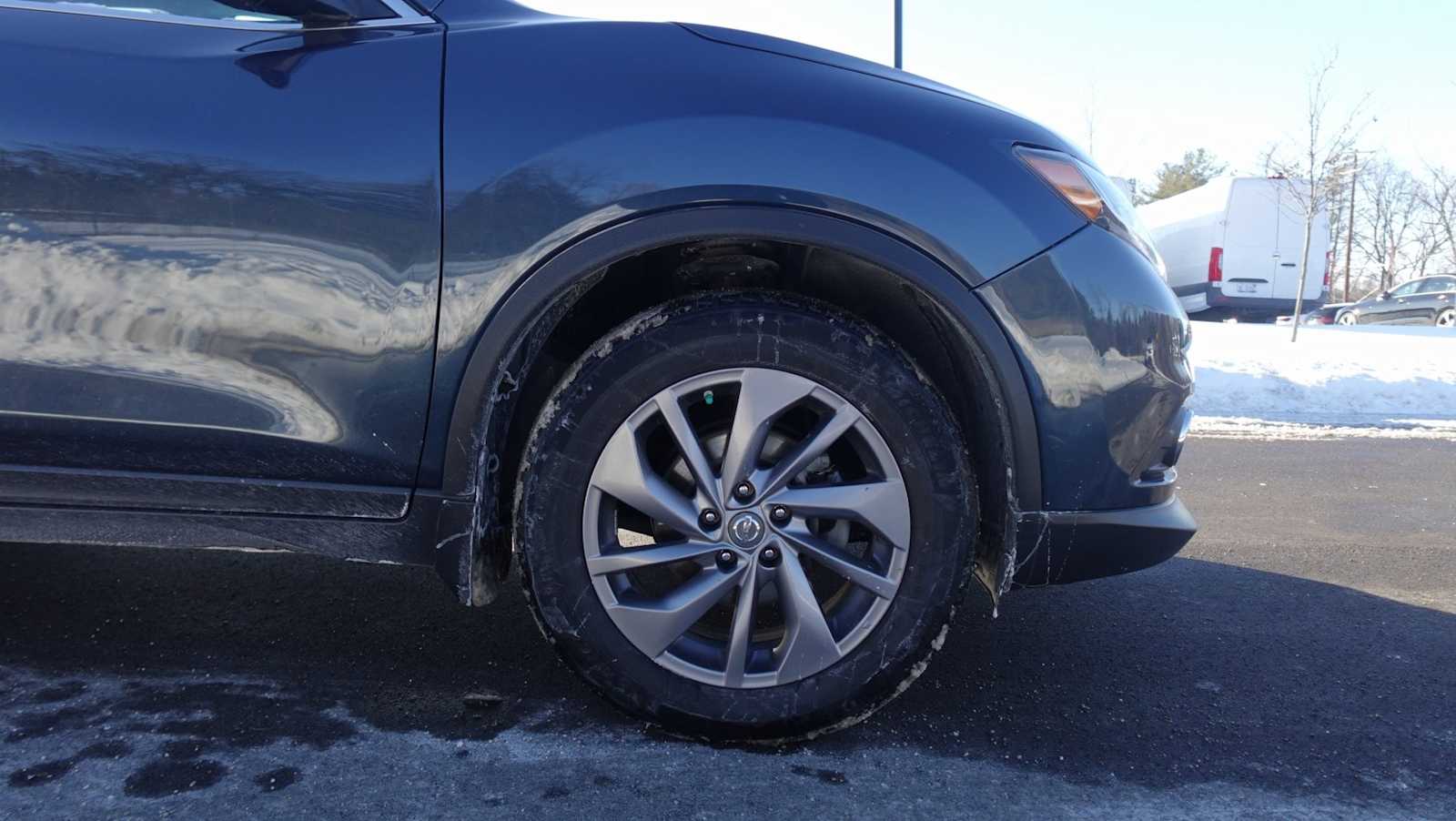 Thumbnail: 2016 Nissan Rogue - 23