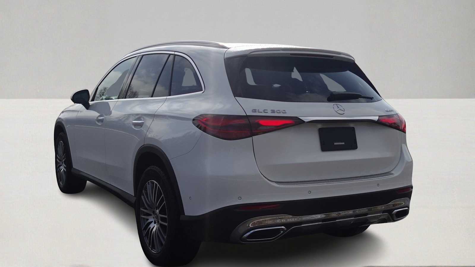 Thumbnail: 2026 Mercedes-Benz GLC - 7