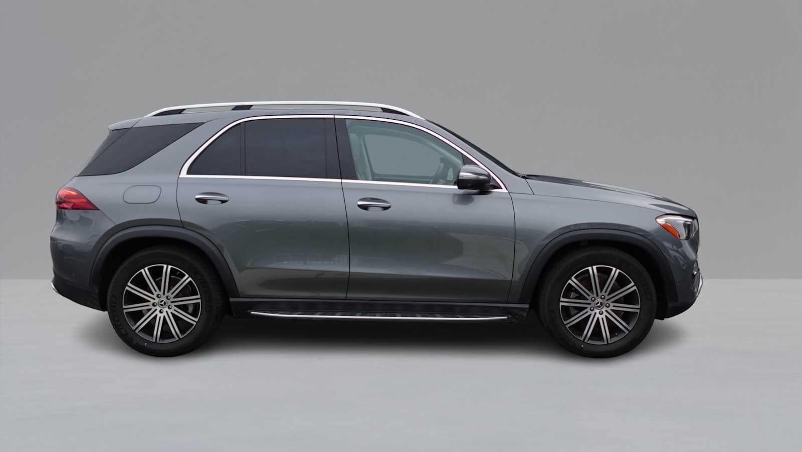 Thumbnail: 2026 Mercedes-Benz GLE - 4