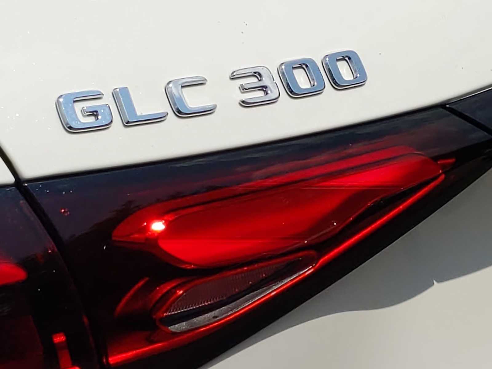 Thumbnail: 2025 Mercedes-Benz GLC - 12