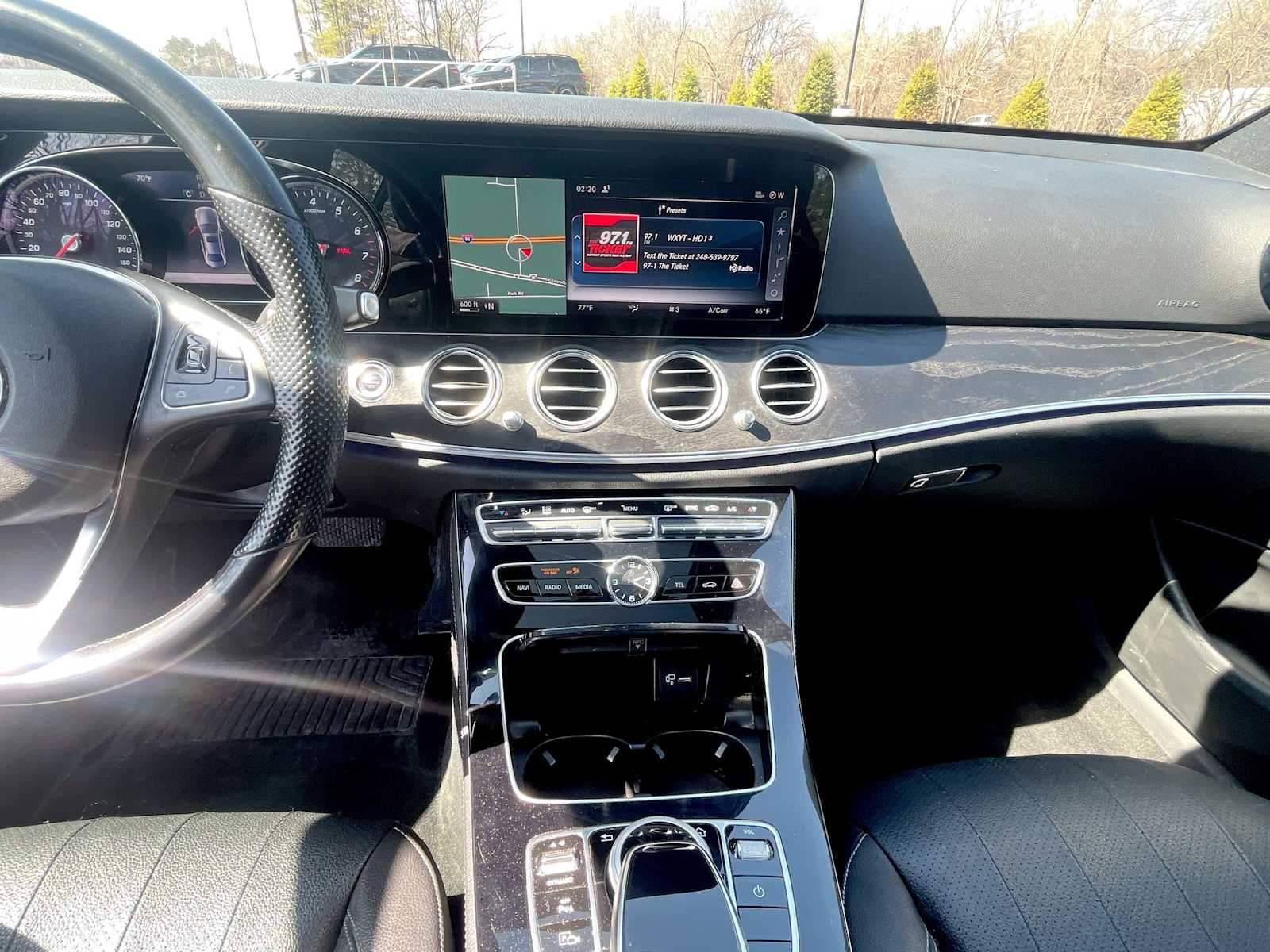 Thumbnail: 2017 Mercedes-Benz E-Class - 31