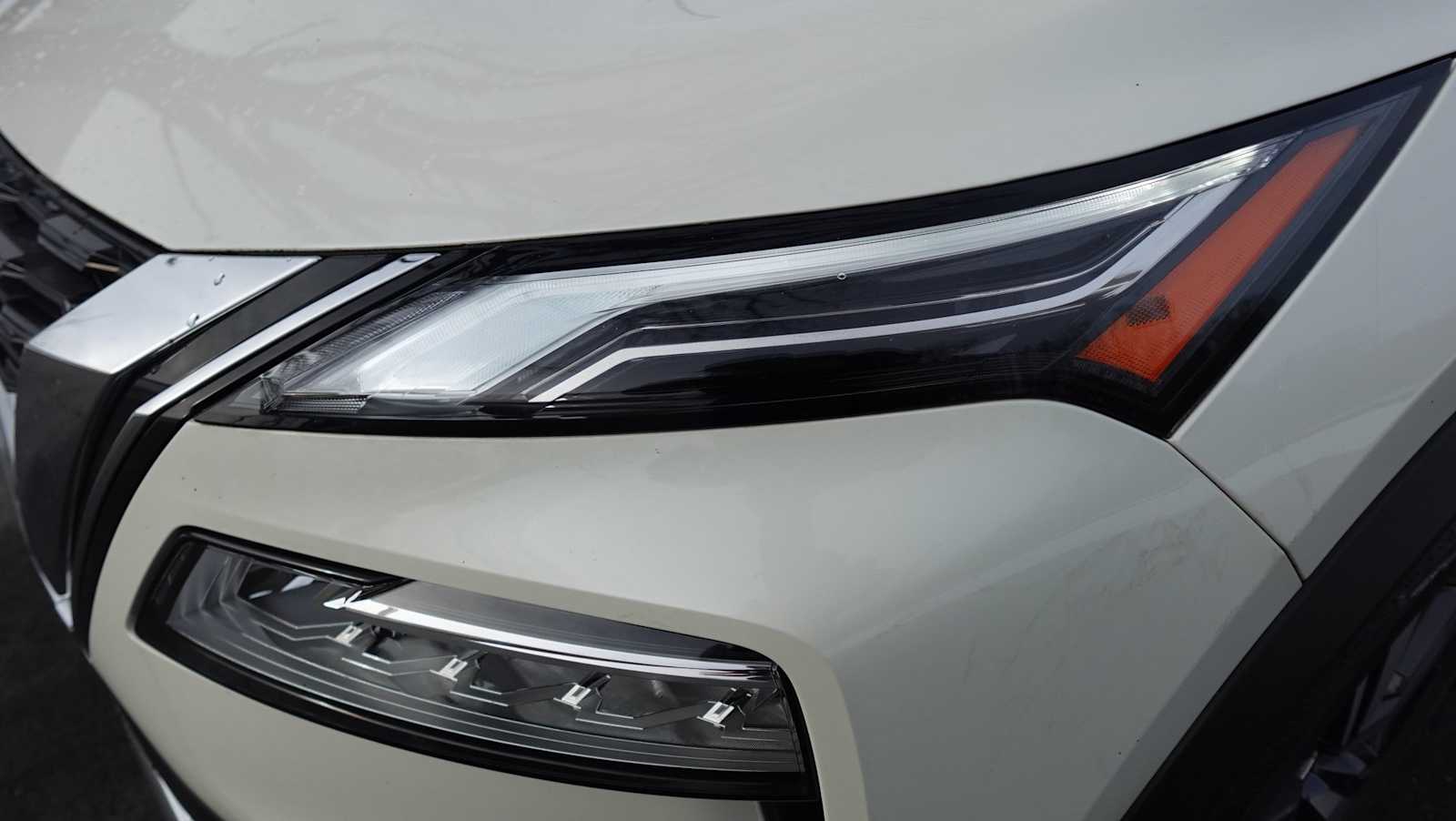 Thumbnail: 2021 Nissan Rogue - 17