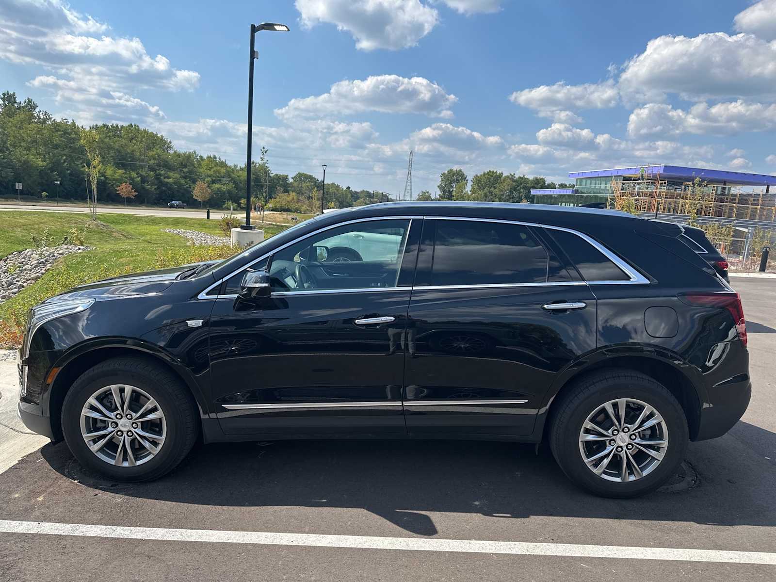 Thumbnail: 2022 Cadillac XT5 - 2