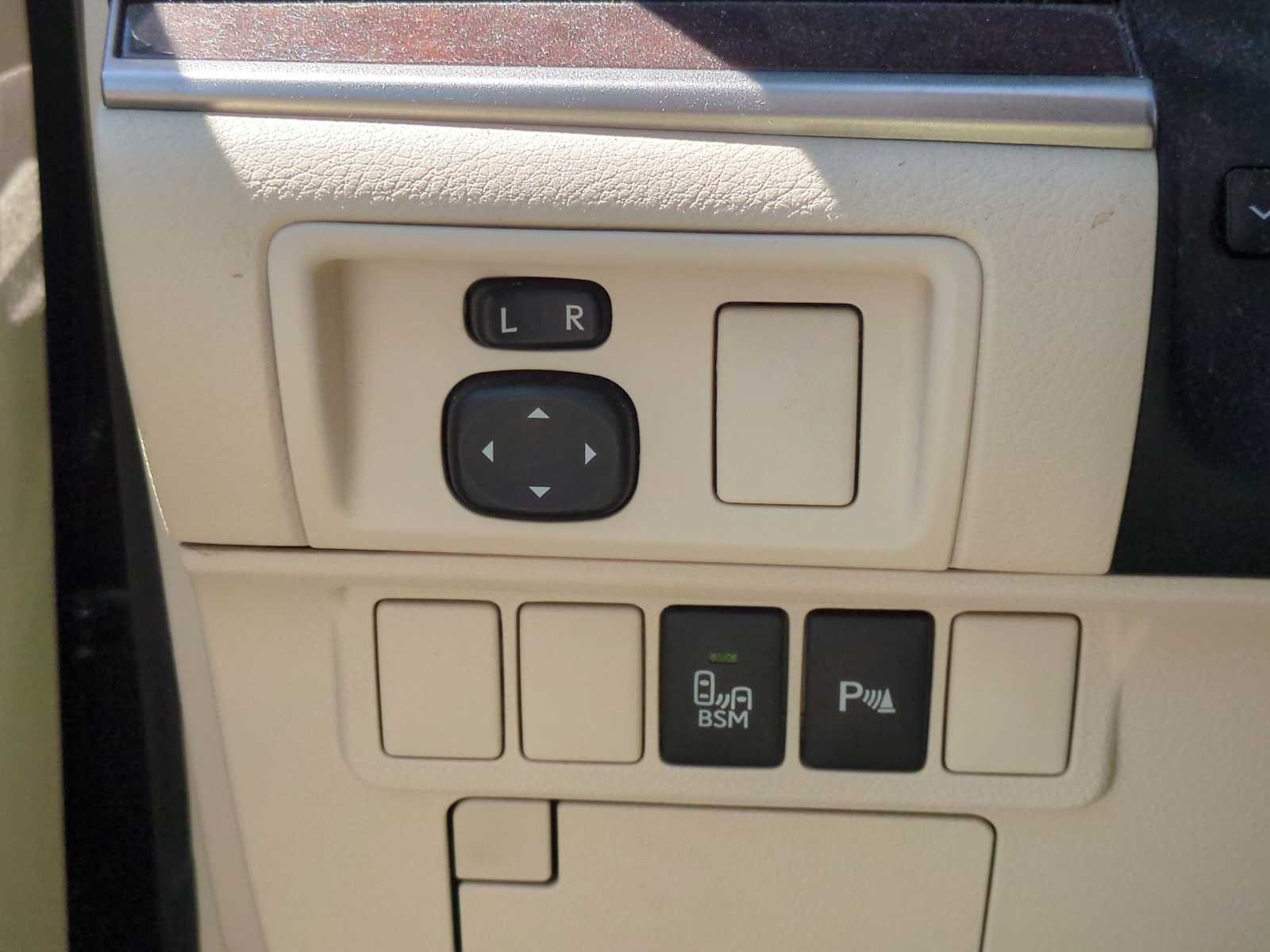 2013 Lexus ES 350 30