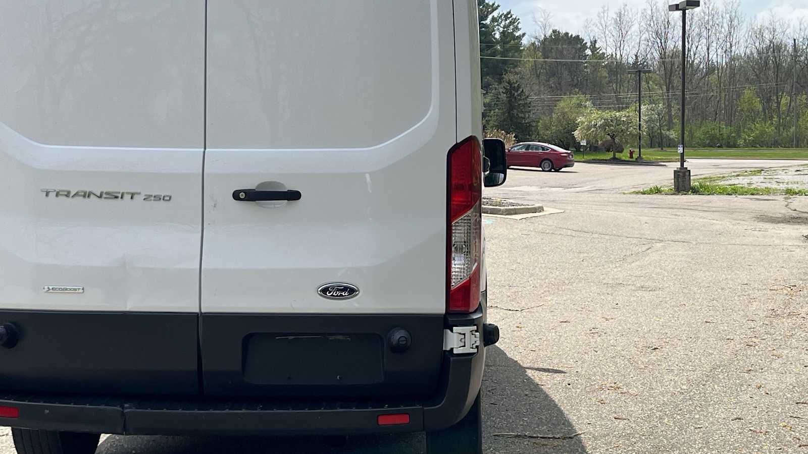 Thumbnail: 2018 Ford Transit Series - 20