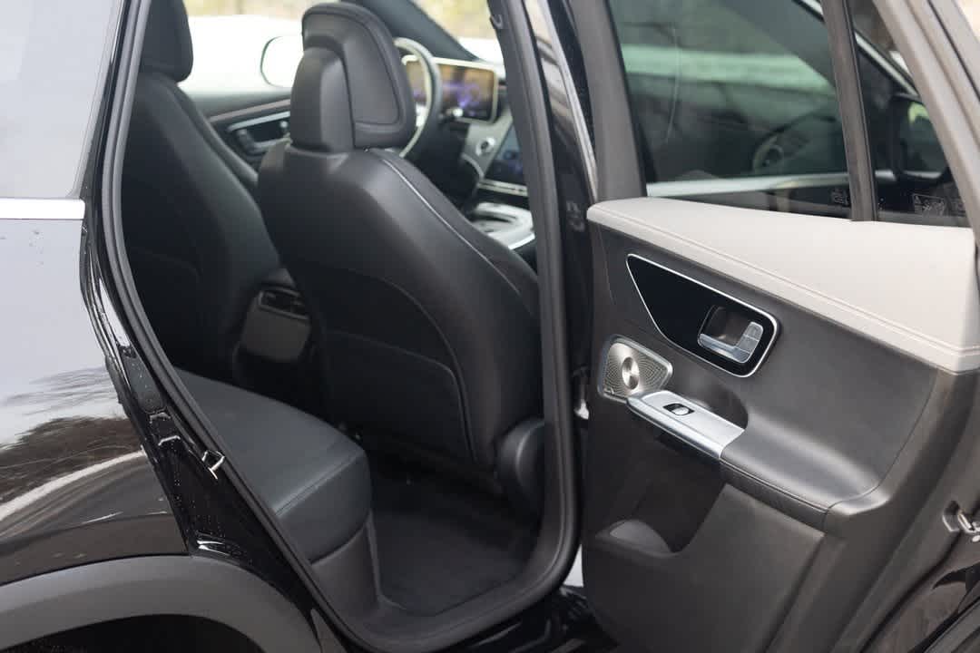 Thumbnail: 2023 Mercedes-Benz EQE - 25