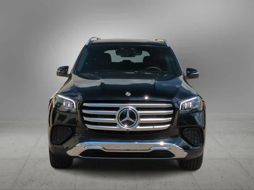 2025 Mercedes-Benz GLS 450 4MATIC 3