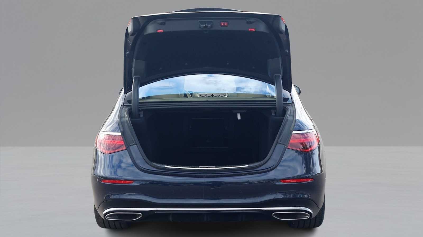 Thumbnail: 2023 Mercedes-Benz S-Class - 11