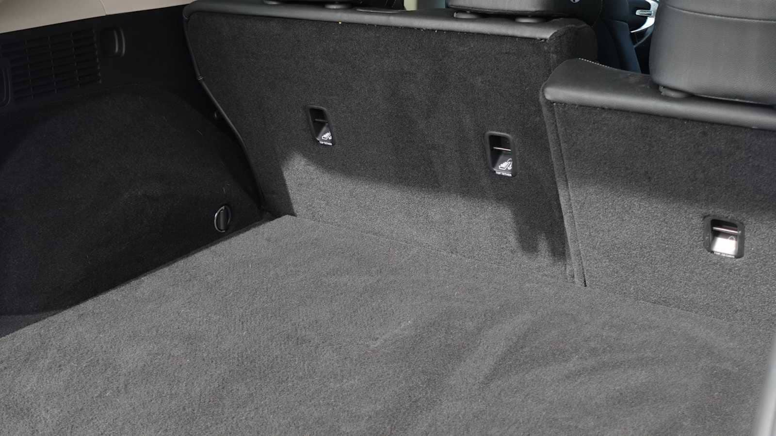 Thumbnail: 2025 Genesis GV70 - 22