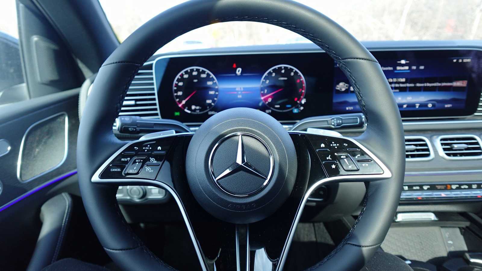 Thumbnail: 2026 Mercedes-Benz GLE - 25