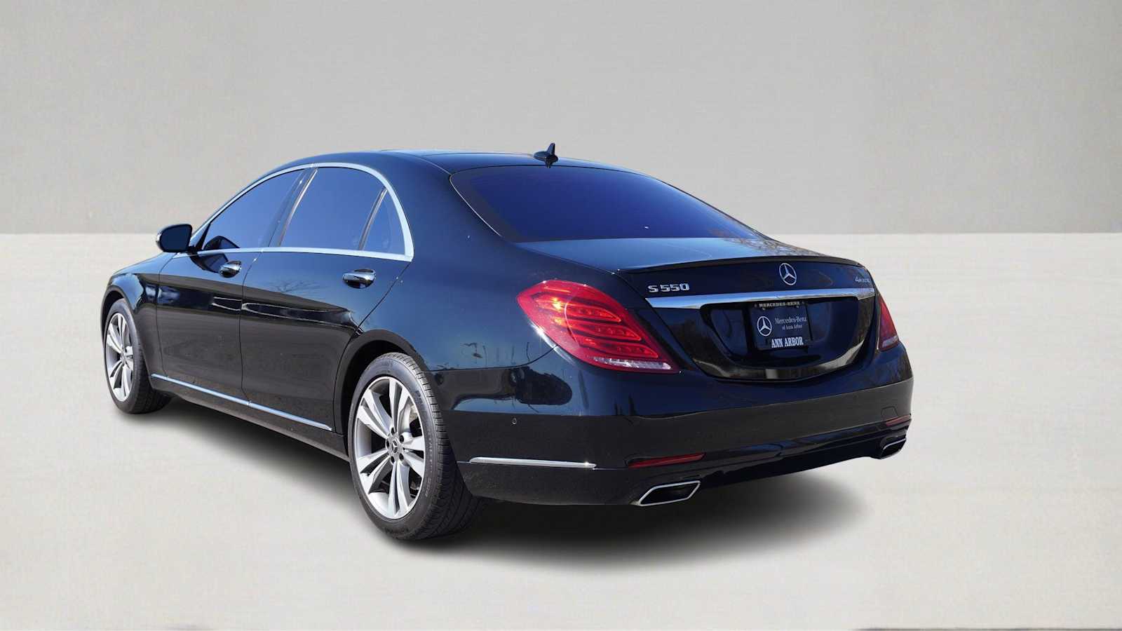 Thumbnail: 2015 Mercedes-Benz S-Class - 6