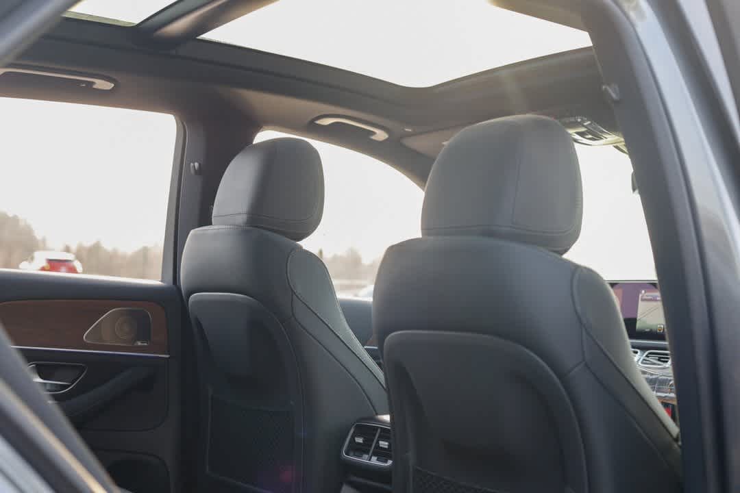 Thumbnail: 2026 Mercedes-Benz GLE - 23