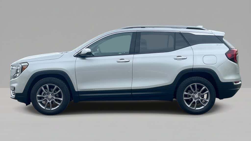 Thumbnail: 2022 GMC Terrain - 3