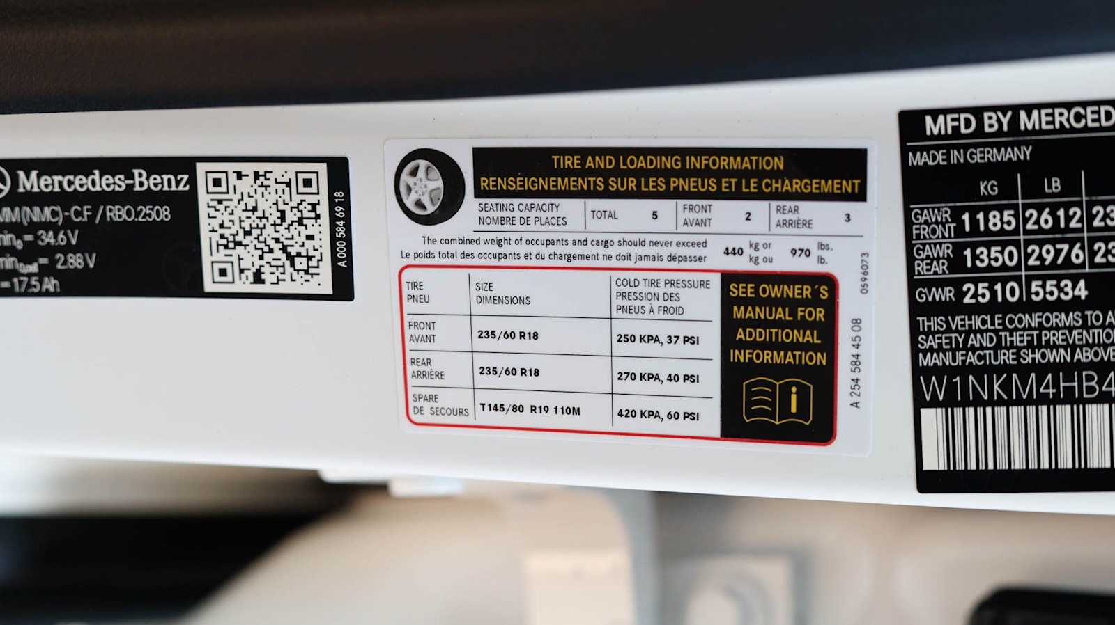 Thumbnail: 2026 Mercedes-Benz GLC - 34