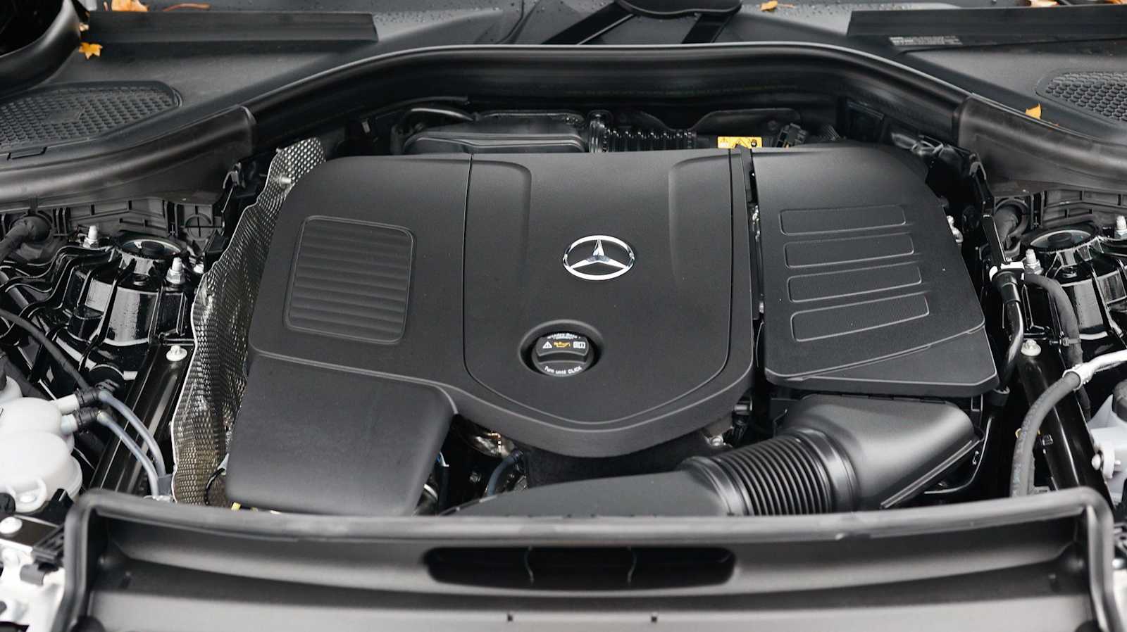 Thumbnail: 2026 Mercedes-Benz GLC - 31