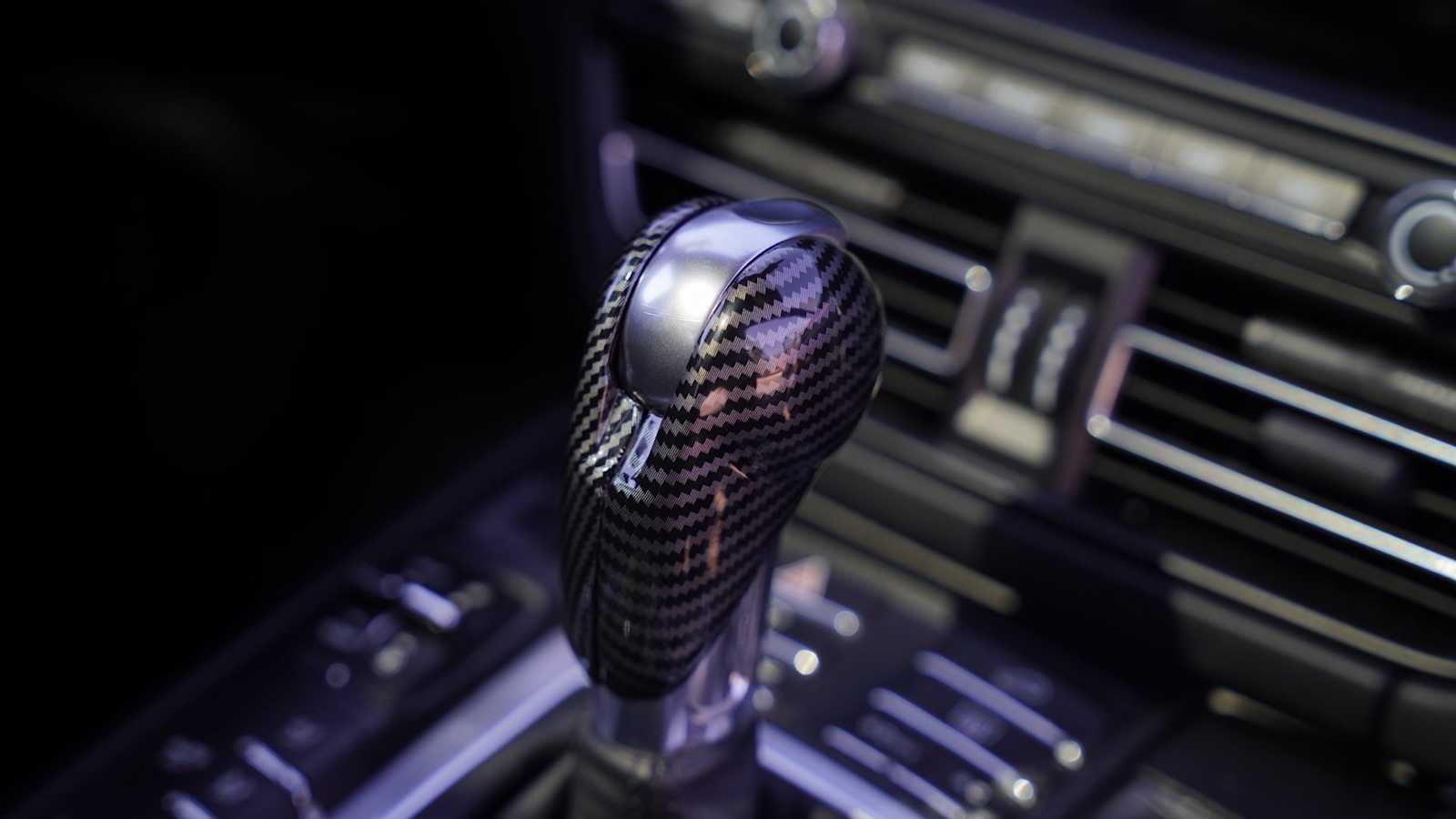 Thumbnail: 2021 Porsche Macan - 19