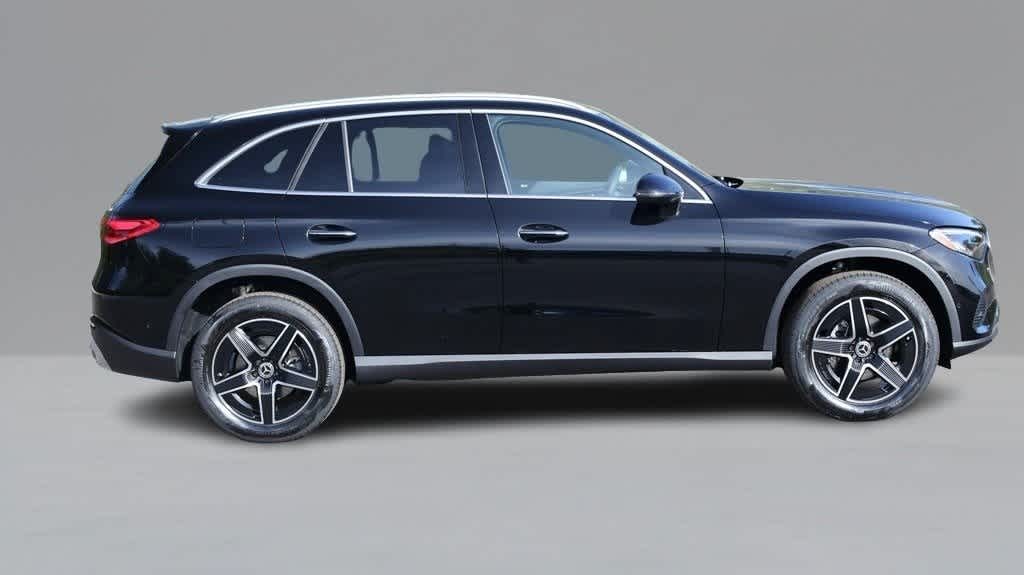 Thumbnail: 2026 Mercedes-Benz GLC - 4