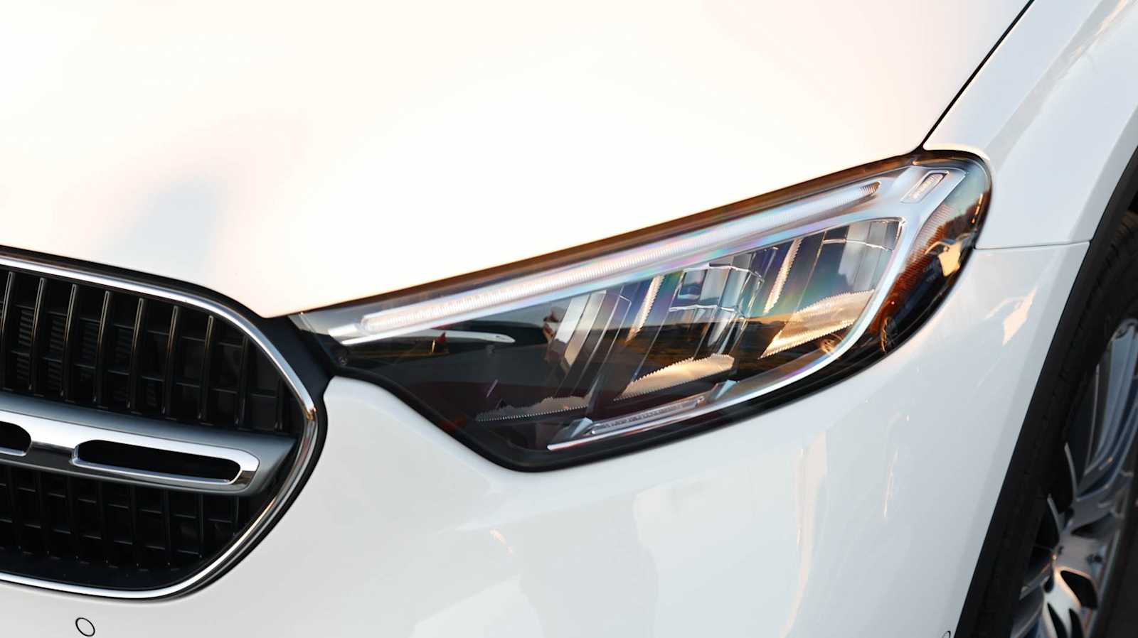 Thumbnail: 2026 Mercedes-Benz GLC - 22