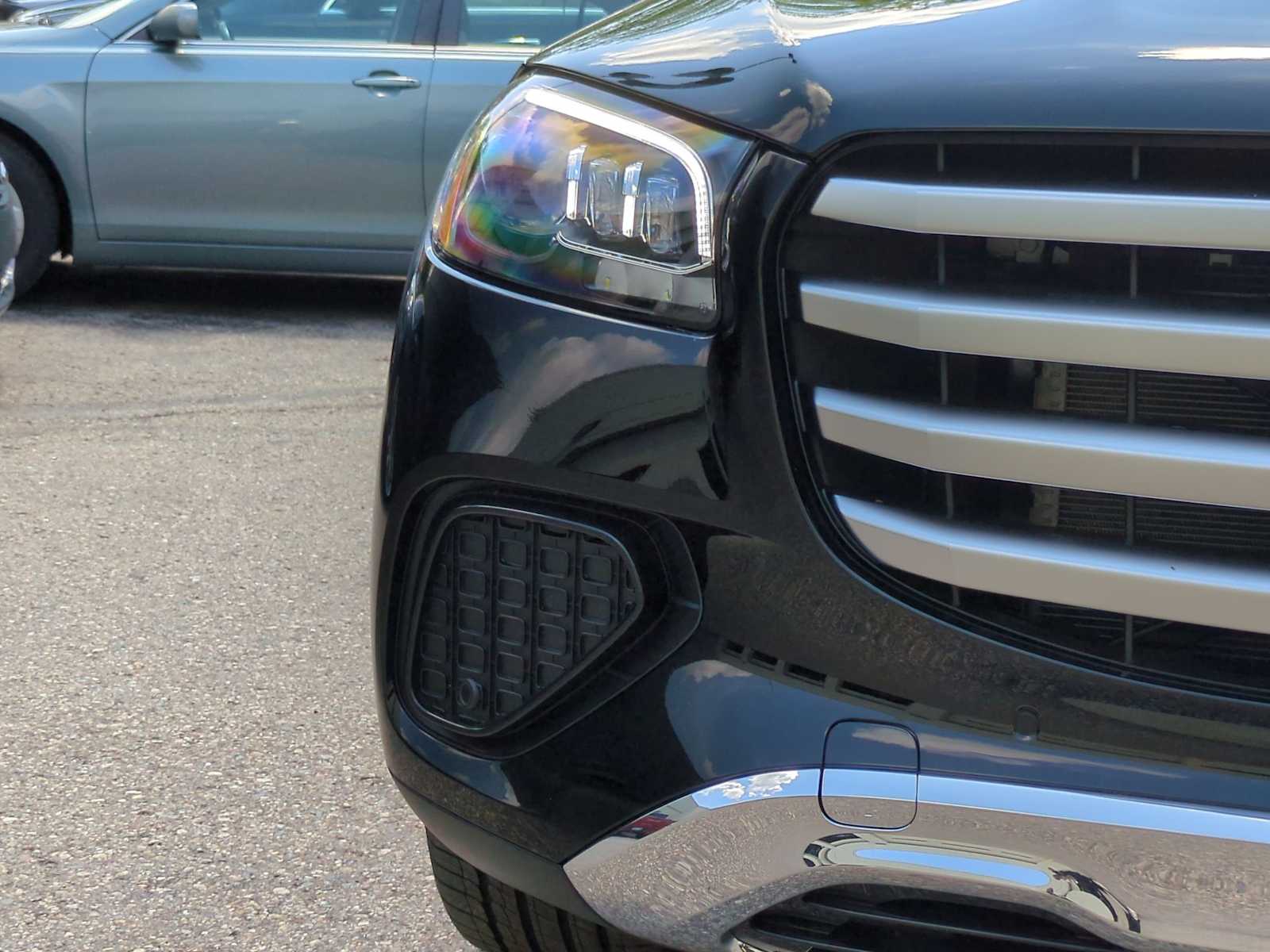2025 Mercedes-Benz GLS 450 4MATIC 11