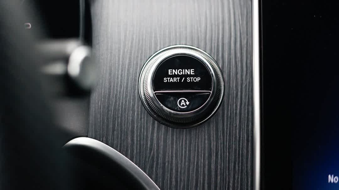 Thumbnail: 2025 Mercedes-Benz GLC - 24