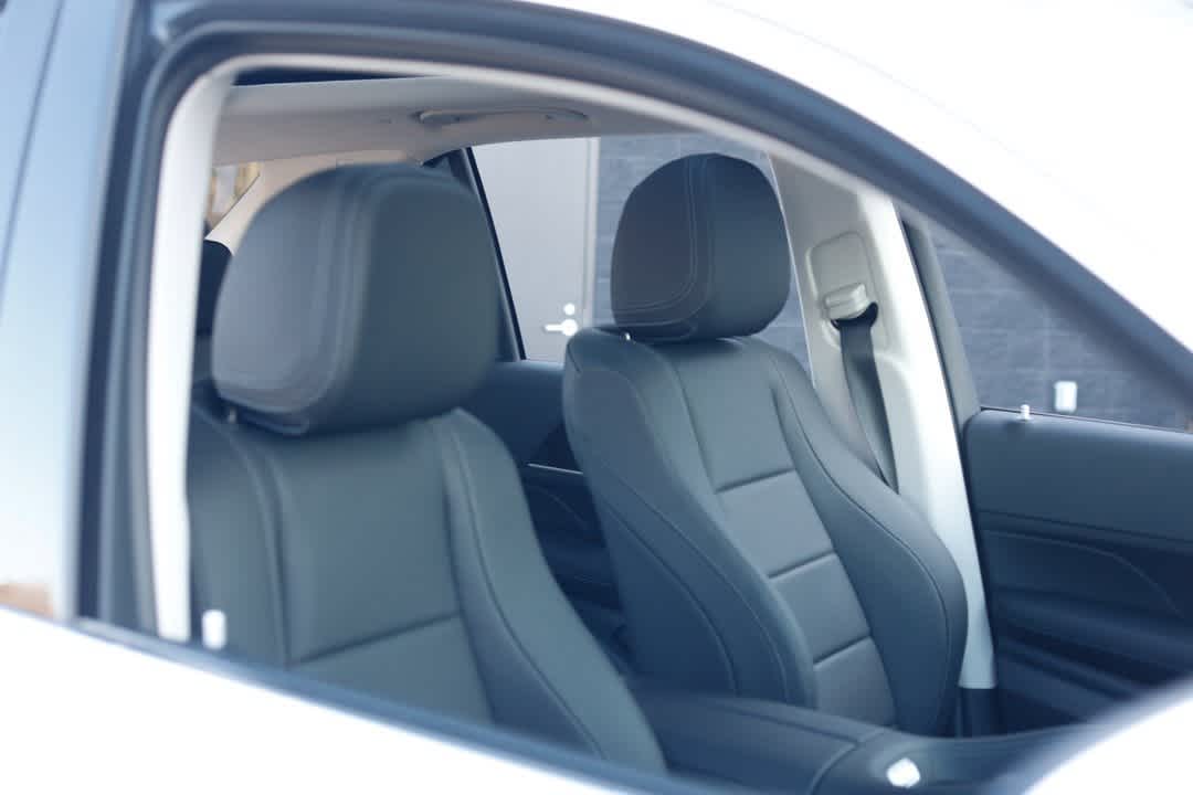 Thumbnail: 2026 Mercedes-Benz GLE - 11