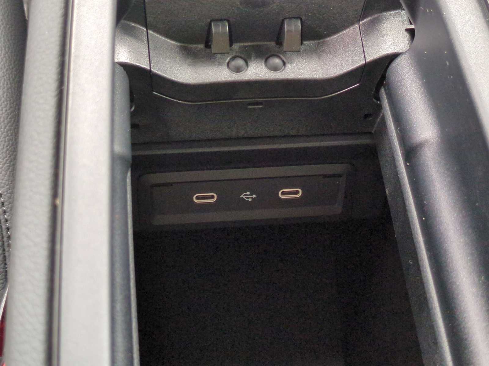 Thumbnail: 2025 Mercedes-Benz CLA - 33