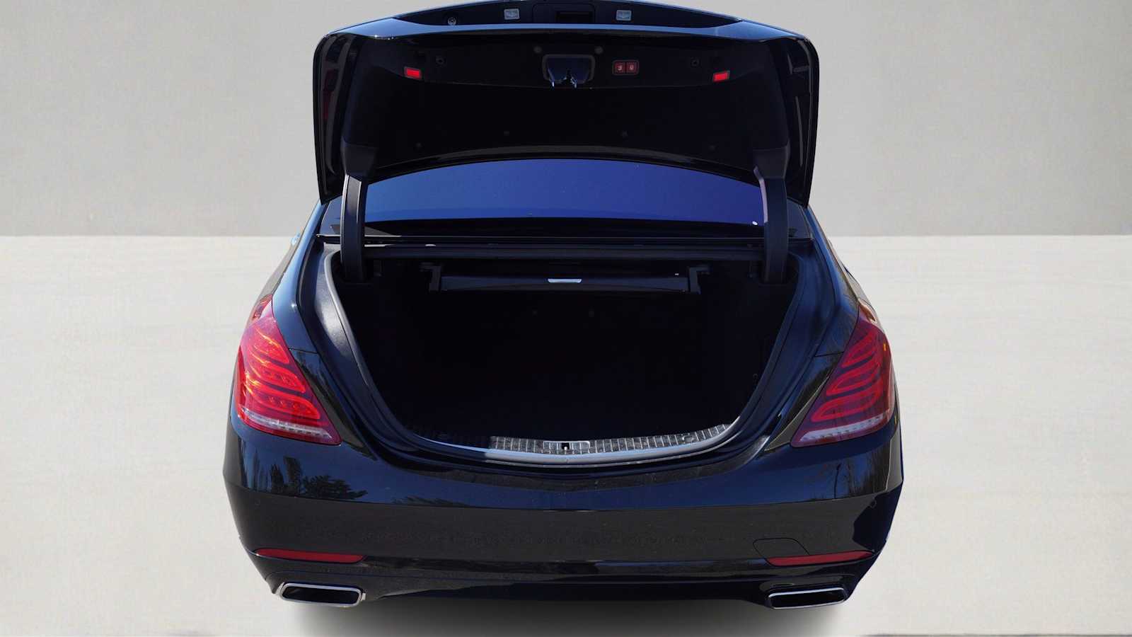 Thumbnail: 2015 Mercedes-Benz S-Class - 9