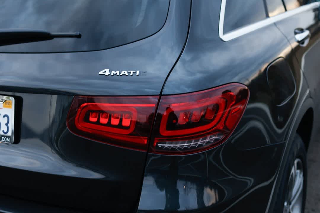 Thumbnail: 2022 Mercedes-Benz GLC - 12