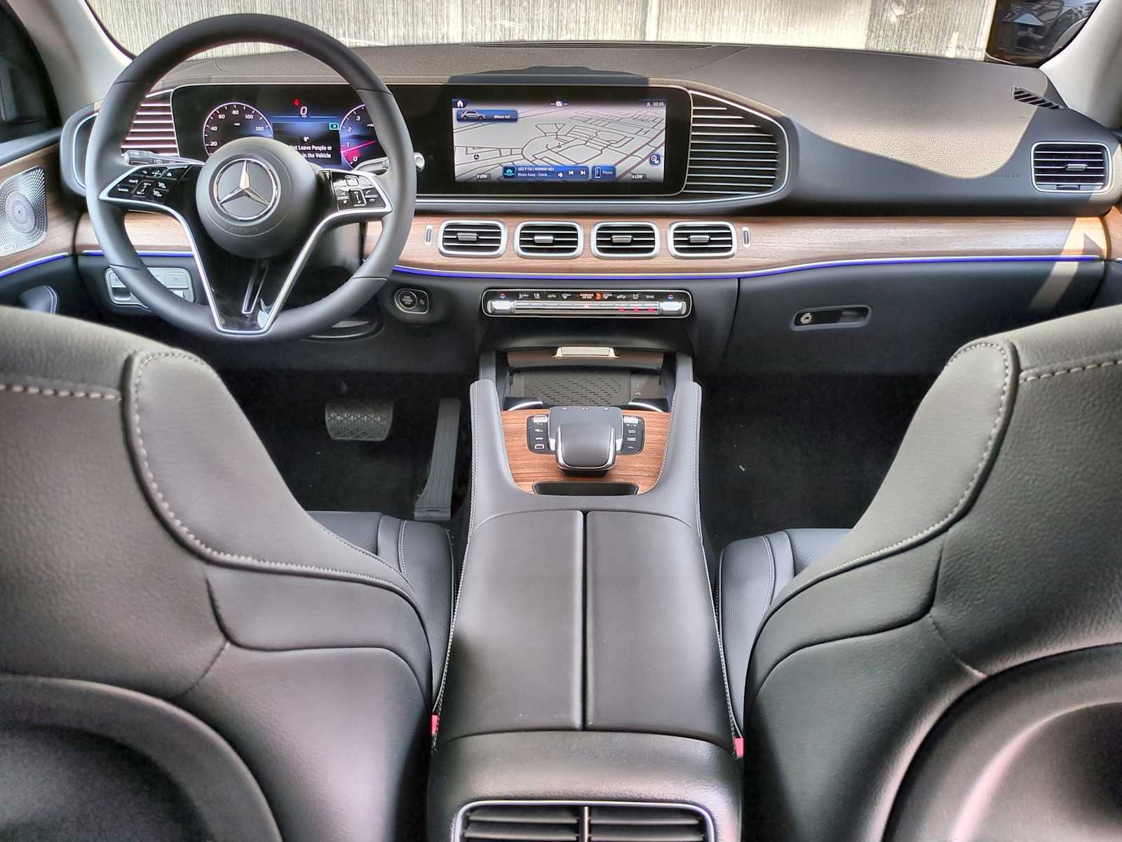 Thumbnail: 2025 Mercedes-Benz GLE - 16