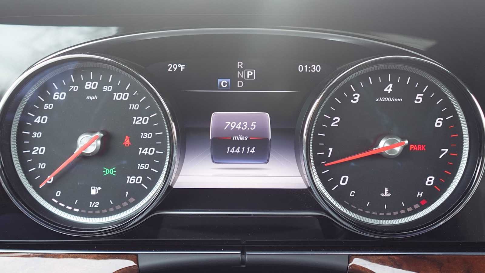 Thumbnail: 2017 Mercedes-Benz E-Class - 33