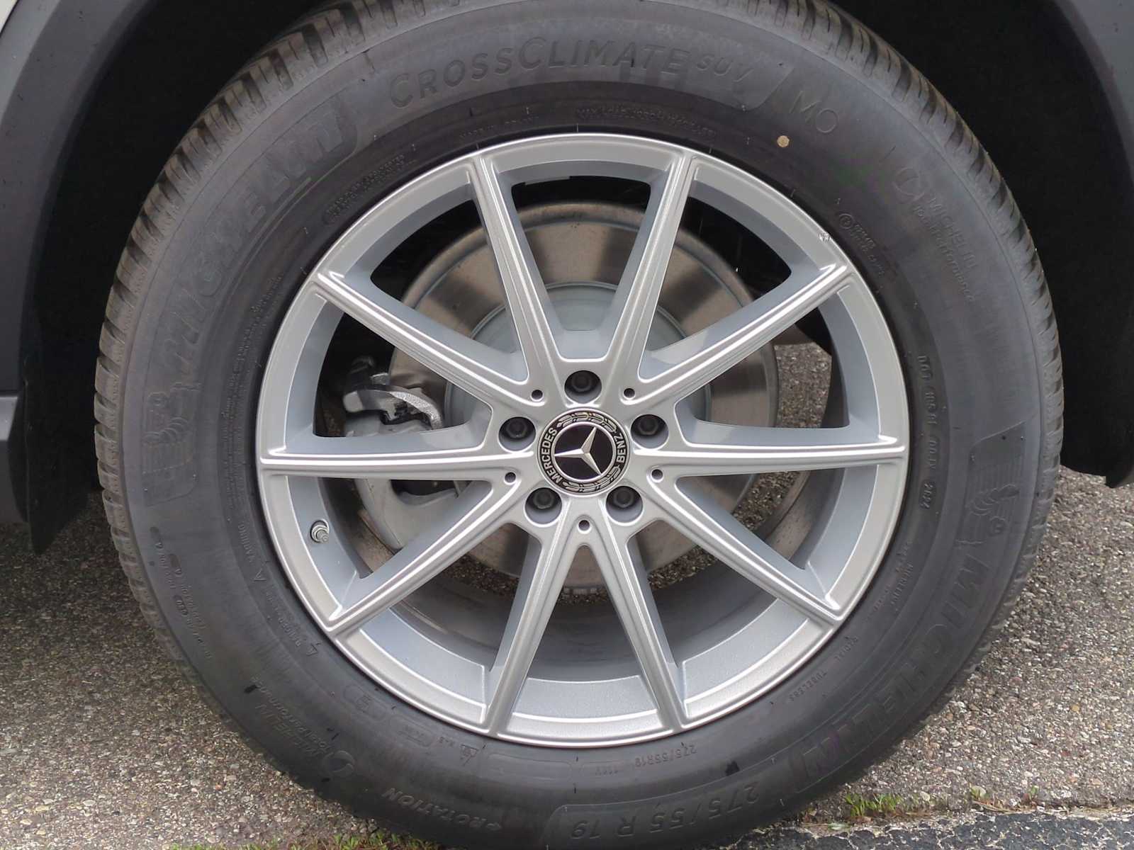 Thumbnail: 2025 Mercedes-Benz GLE - 14