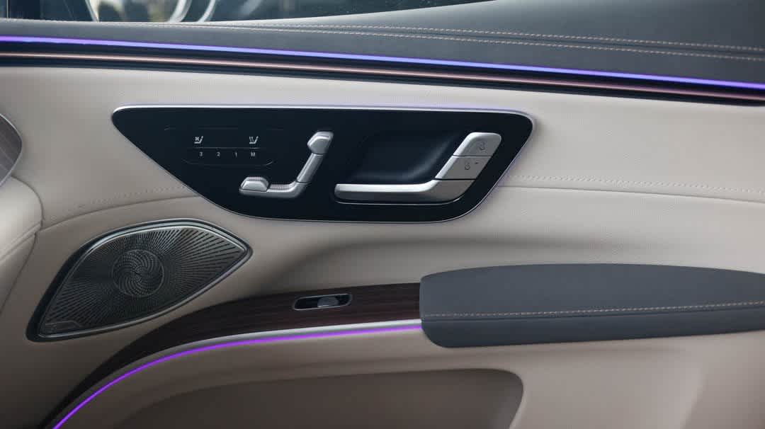 Thumbnail: 2023 Mercedes-Benz EQS - 25