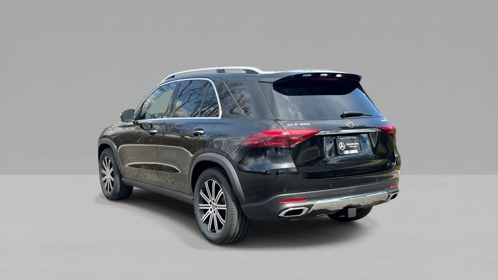 Thumbnail: 2026 Mercedes-Benz GLE - 4