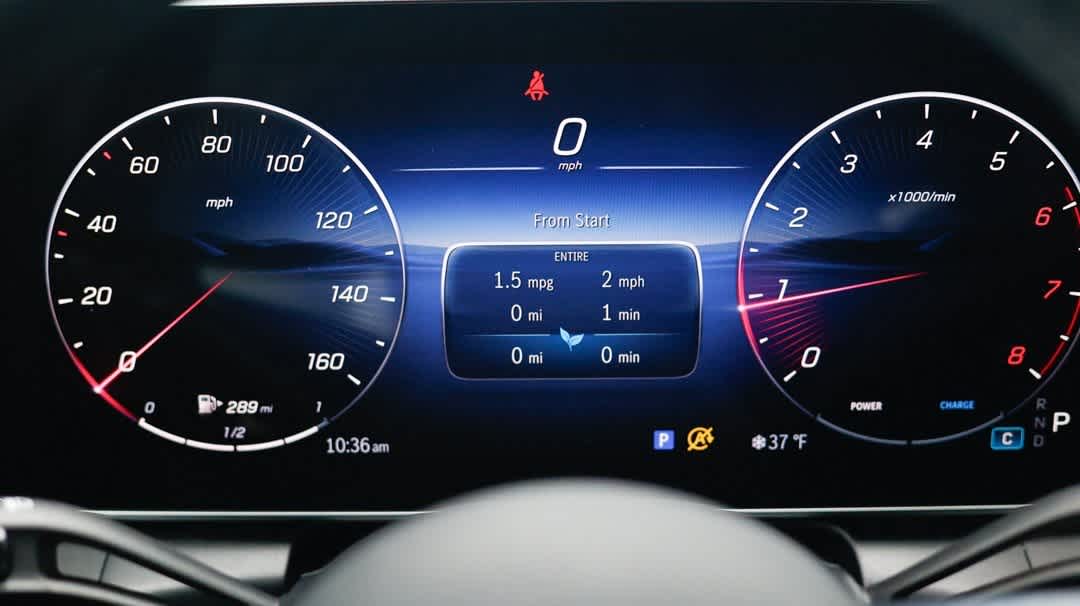 Thumbnail: 2025 Mercedes-Benz GLC - 16