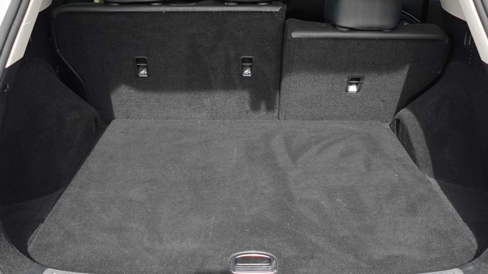 Thumbnail: 2025 Genesis GV70 - 20