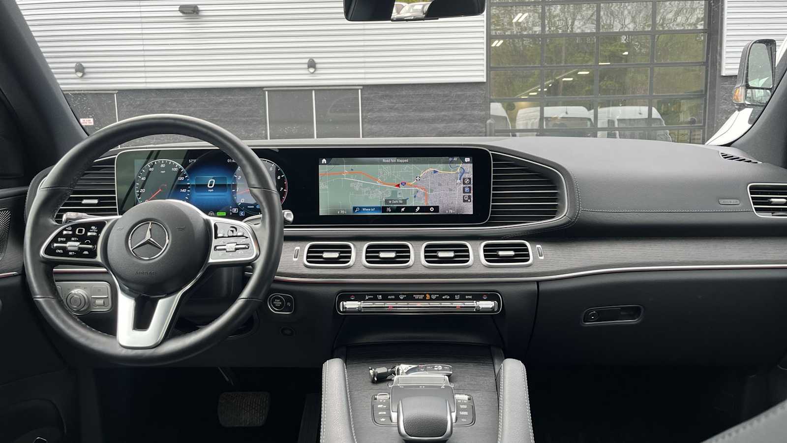 Thumbnail: 2022 Mercedes-Benz GLS - 27