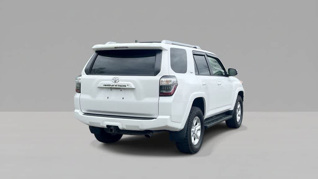 Thumbnail: 2015 Toyota 4Runner - 5